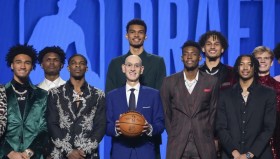 启航！火箭组建NBA史上最高阵容，14人10个长臂怪，没控卫怕啥